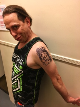 Garth Kravits
Gettin' the Band Back Together
Broadway
Tattoo